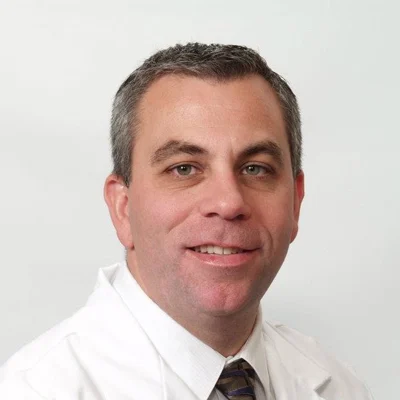 Chiropractor Nottingham MD Dennis Travagline